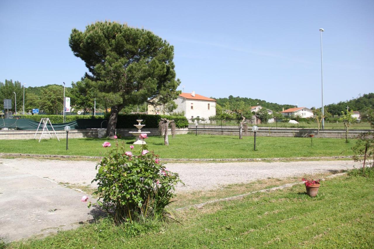 B&S Panzió Vinchiaturo Kültér fotó